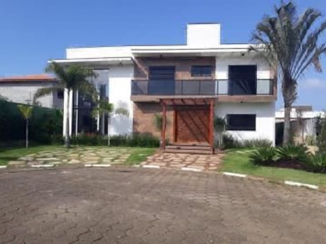 Casa com 822m² 5 quartos e 7 banheiros, à venda, no bairro Avenida Bougainvillee em Bertioga