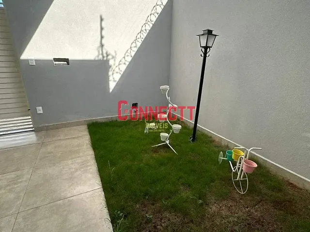 Casa com 280m² 3 quartos e 3 banheiros, à venda, no bairro Vila Ana Maria em Ribeirão Preto