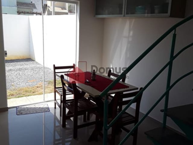 Casa 3 quartos e 3 banheiros, à venda, no bairro Jardim Cristina em Pindamonhangaba