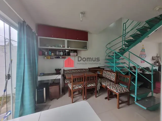 Casa 3 quartos e 3 banheiros, à venda, no bairro Jardim Cristina em Pindamonhangaba