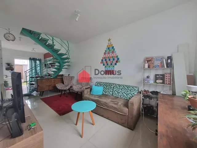 Casa 3 quartos e 3 banheiros, à venda, no bairro Jardim Cristina em Pindamonhangaba