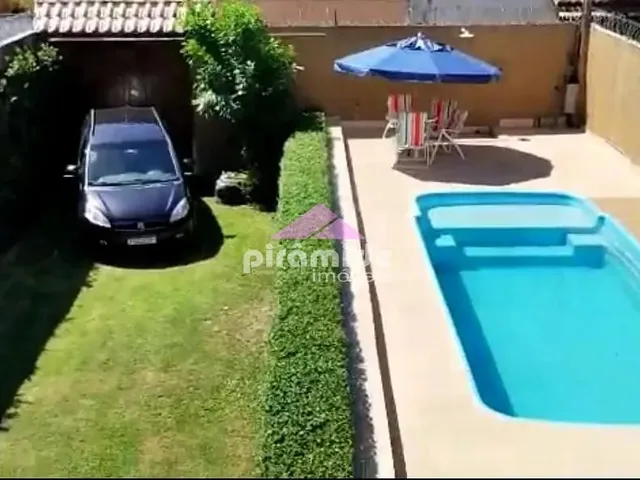 Casa com 280m² 3 quartos e 4 banheiros, à venda, no bairro Perequê Mirim em Caraguatatuba