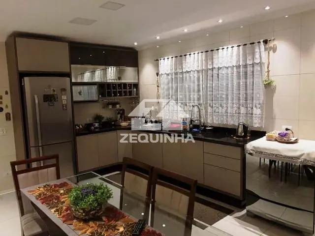 Casa com 138m² 3 quartos e 3 banheiros, à venda, no bairro Adalgisa em Osasco