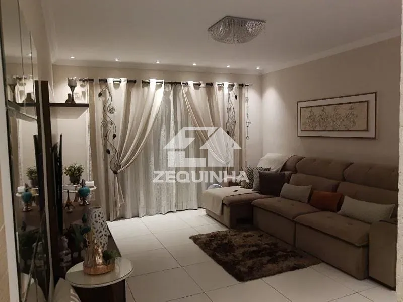 Casa, 3 quartos, 178 m² - Foto 1