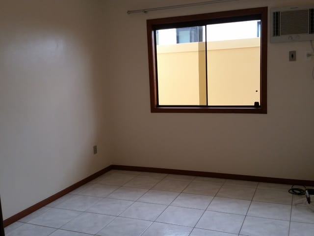 Casa com 270m² 3 quartos e 3 banheiros, para alugar, no bairro Glória em Macaé
