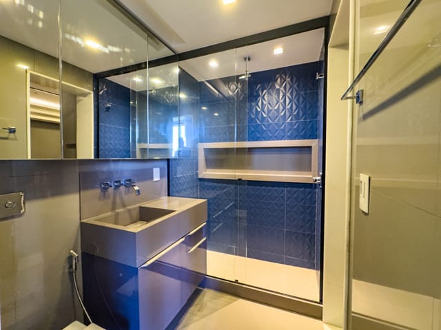 Casa com 327m² 5 quartos e 7 banheiros, à venda, no bairro Barra da Tijuca em Rio de Janeiro