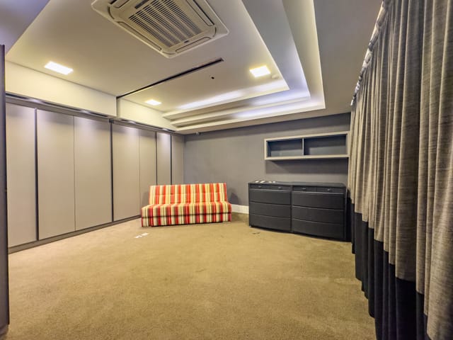 Casa com 327m² 5 quartos e 7 banheiros, à venda, no bairro Barra da Tijuca em Rio de Janeiro
