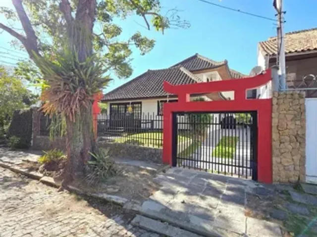 Casa com 680m² 4 quartos e 5 banheiros, à venda, no bairro Centro em Campos dos Goytacazes