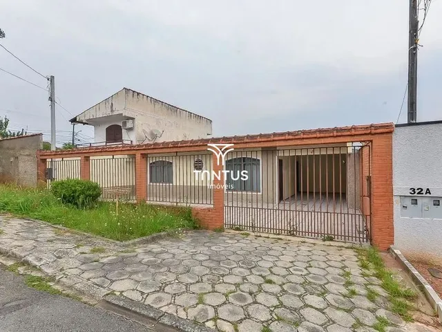 Casa com 168m² 4 quartos e 3 banheiros, para alugar, no bairro São Braz em Curitiba