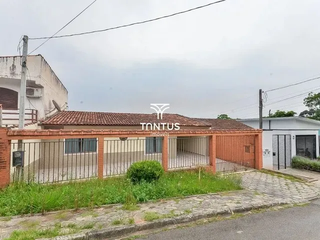 Casa com 168m² 4 quartos e 3 banheiros, para alugar, no bairro São Braz em Curitiba