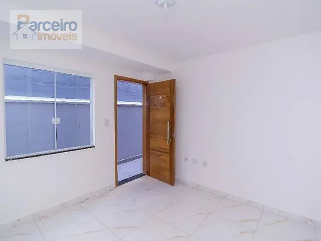 Casa 2 quartos e 3 banheiros, à venda, no bairro Parque Boturussu em São Paulo
