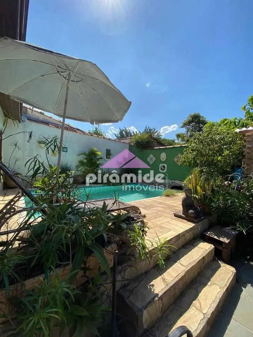 Casa, 4 quartos, 185 m² - Foto 1