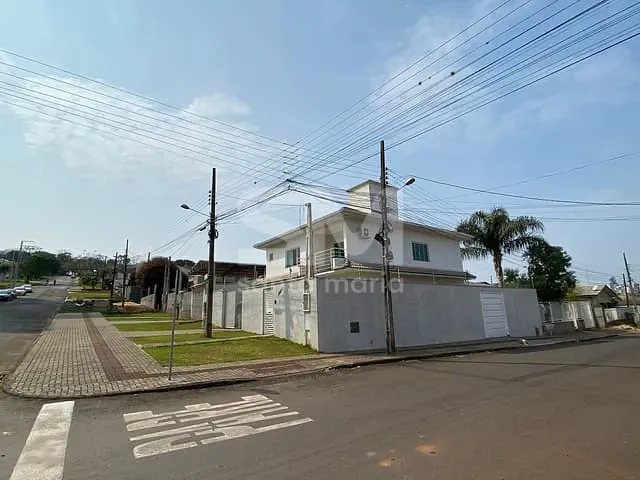 Casa com 260m² 3 quartos e 2 banheiros, à venda, no bairro Paraíso em Chapecó