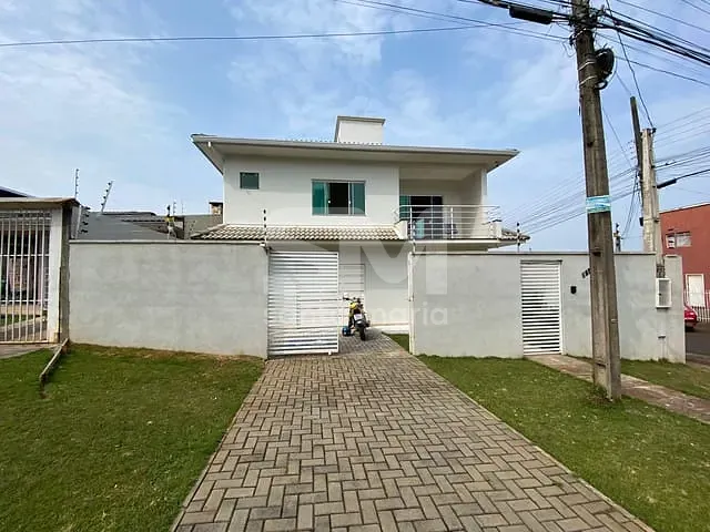 Casa com 260m² 3 quartos e 2 banheiros, à venda, no bairro Paraíso em Chapecó