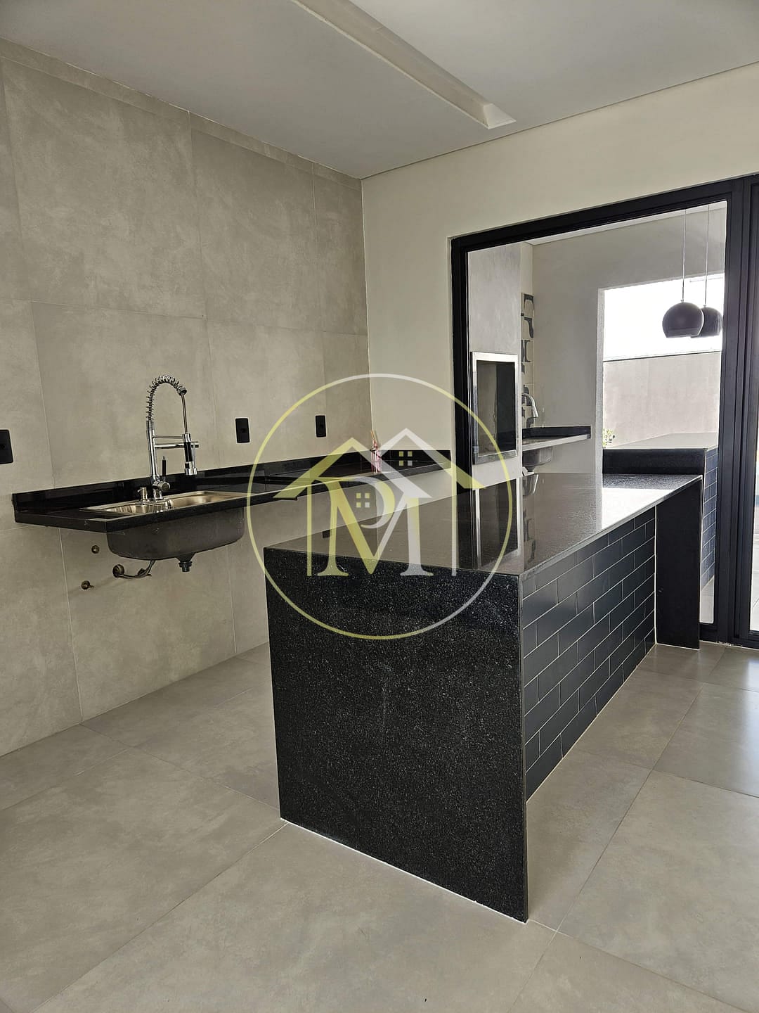 Casa, 3 quartos, 203 m² - Foto 2