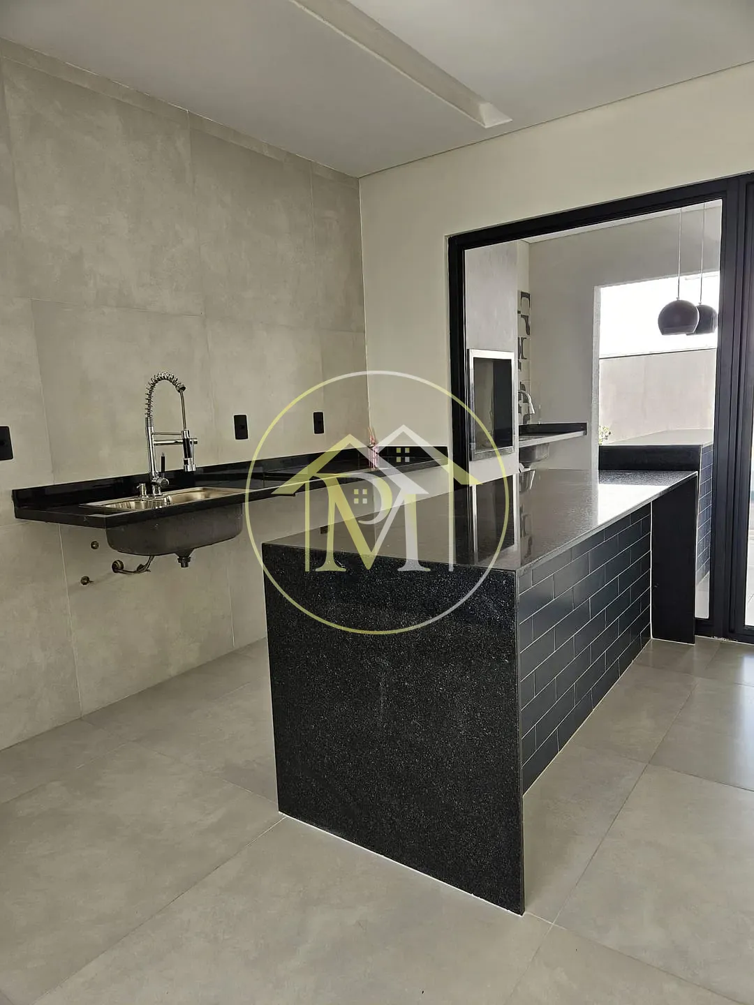 Casa, 3 quartos, 203 m² - Foto 2