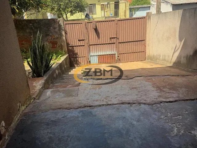 Casa com 456m² 3 quartos e 1 banheiro, à venda, no bairro Vila Santa Terezinha em Londrina