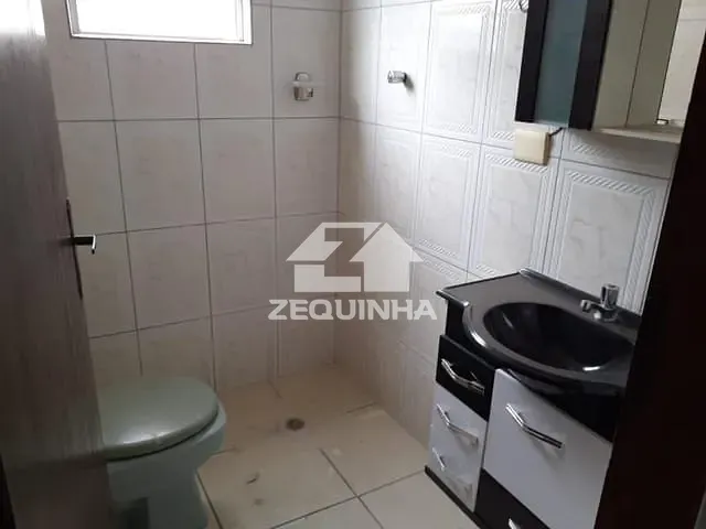 Casa com 125m² 4 quartos e 4 banheiros, à venda, no bairro Ayrosa em Osasco