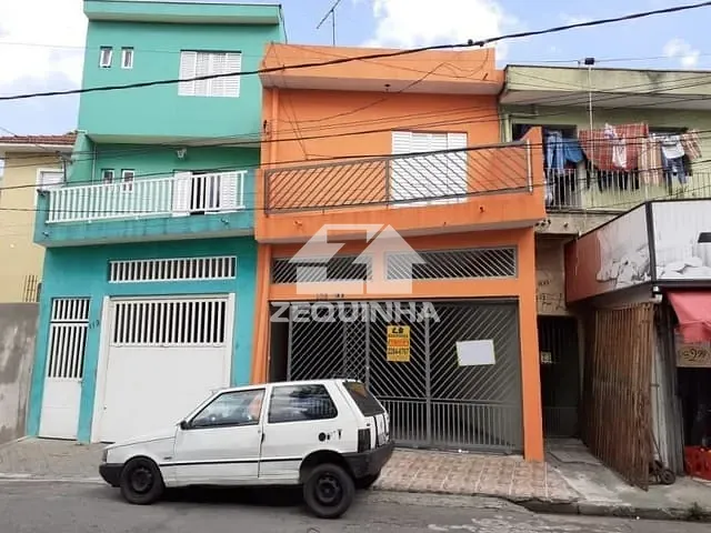 Casa com 125m² 4 quartos e 4 banheiros, à venda, no bairro Ayrosa em Osasco