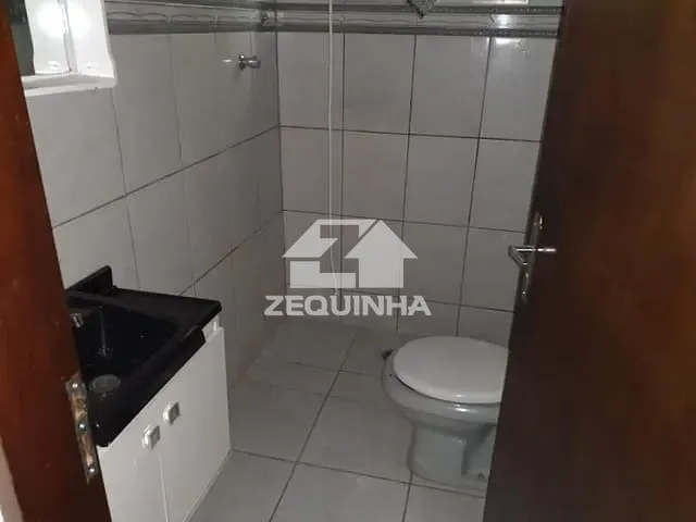 Casa com 125m² 4 quartos e 4 banheiros, à venda, no bairro Ayrosa em Osasco