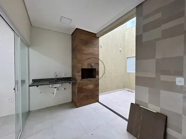 Casa 3 quartos e 2 banheiros, à venda, no bairro Parque Residencial Beira Rio em Guaratinguetá