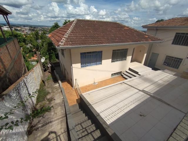 Casa à venda 3 Quartos, 2 Vagas, 418M², Olarias, Ponta Grossa - PR
