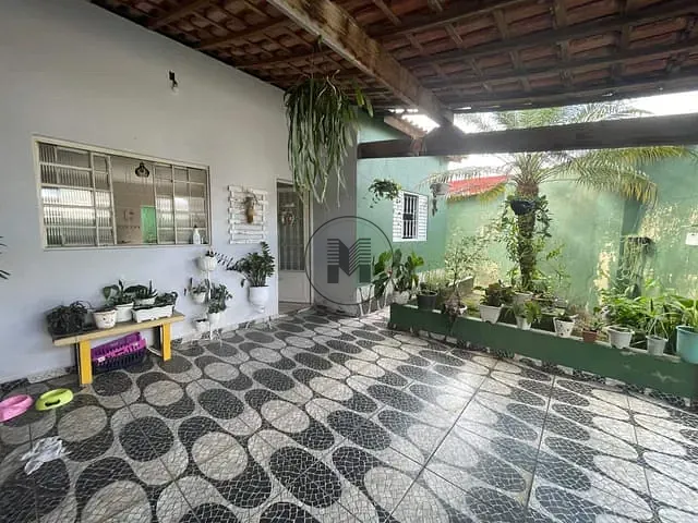 Casa 2 quartos e 1 banheiro, à venda, no bairro Jardim Santa Luzia em Guaratinguetá