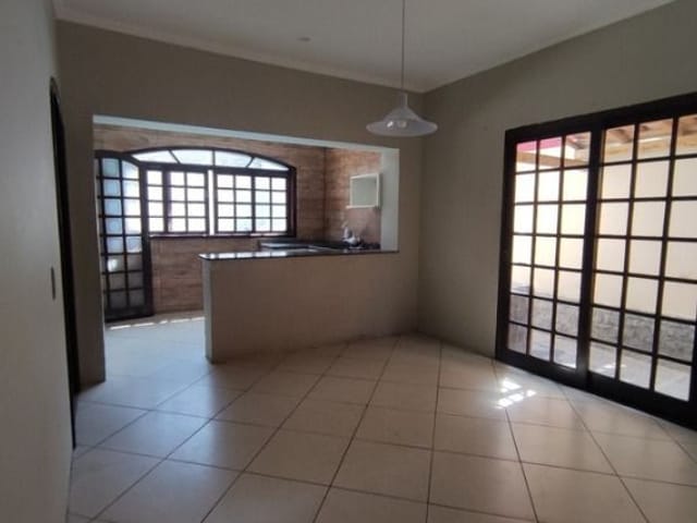 Foto do Casa - Casa com 2 dormitórios, 200 m² - venda por R$ 410.000,00 ou aluguel por R$ 3.050,00/mês - Jardim do Vale - Jacareí/SP | INDEPENDENCE NEGOCIOS IMOBILIARIOS LTDA