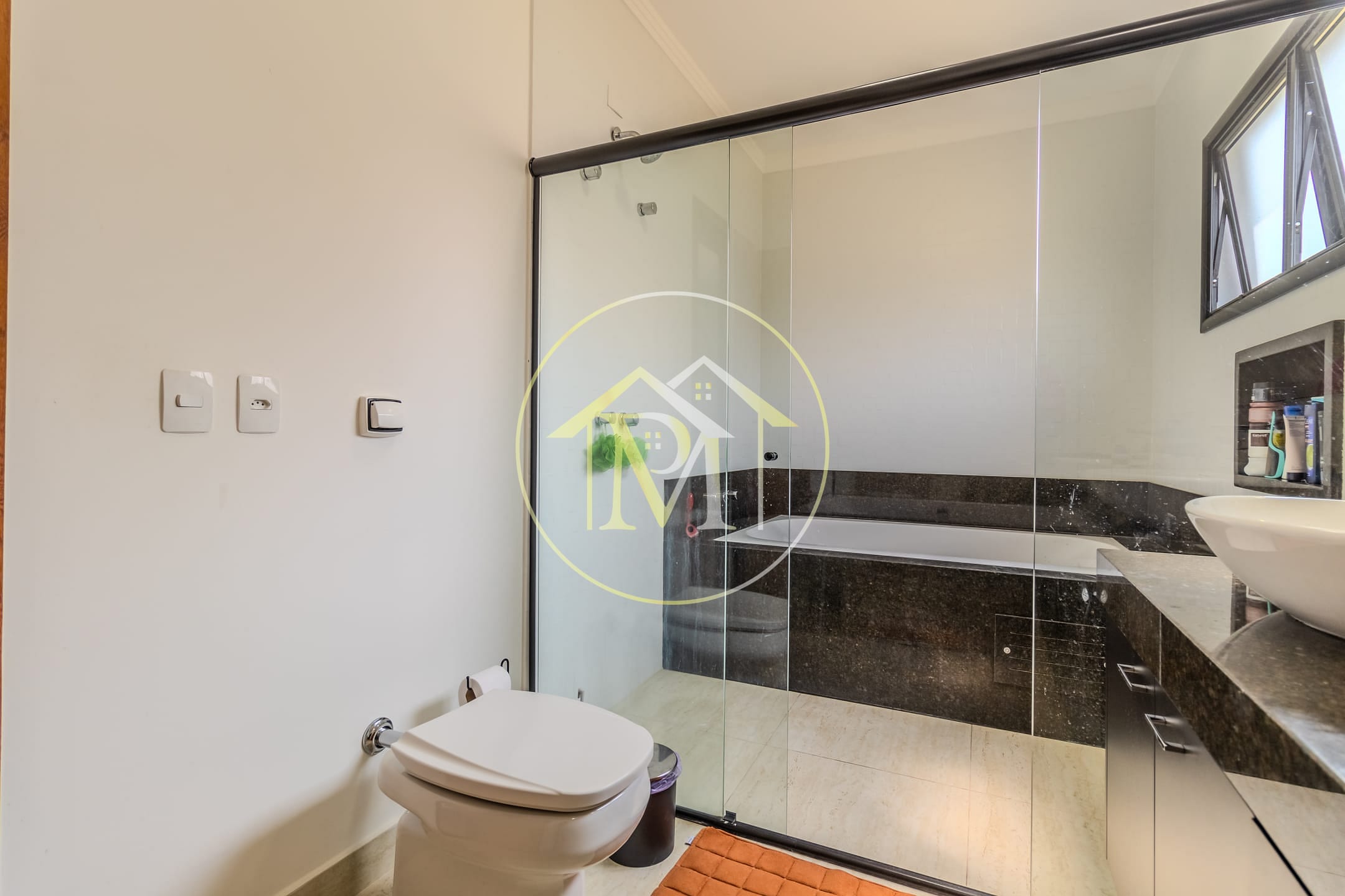 Casa, 3 quartos, 258 m² - Foto 30
