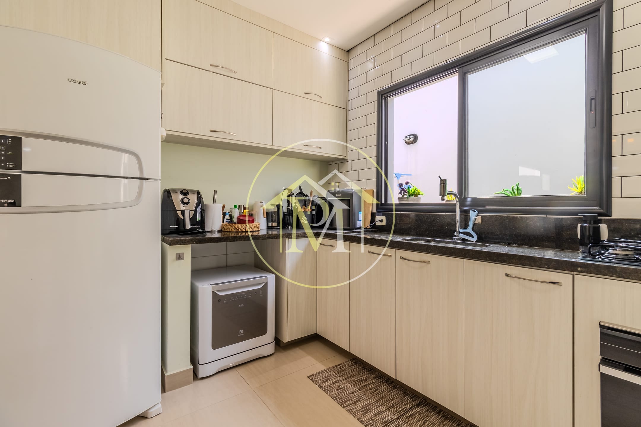 Casa, 3 quartos, 258 m² - Foto 10