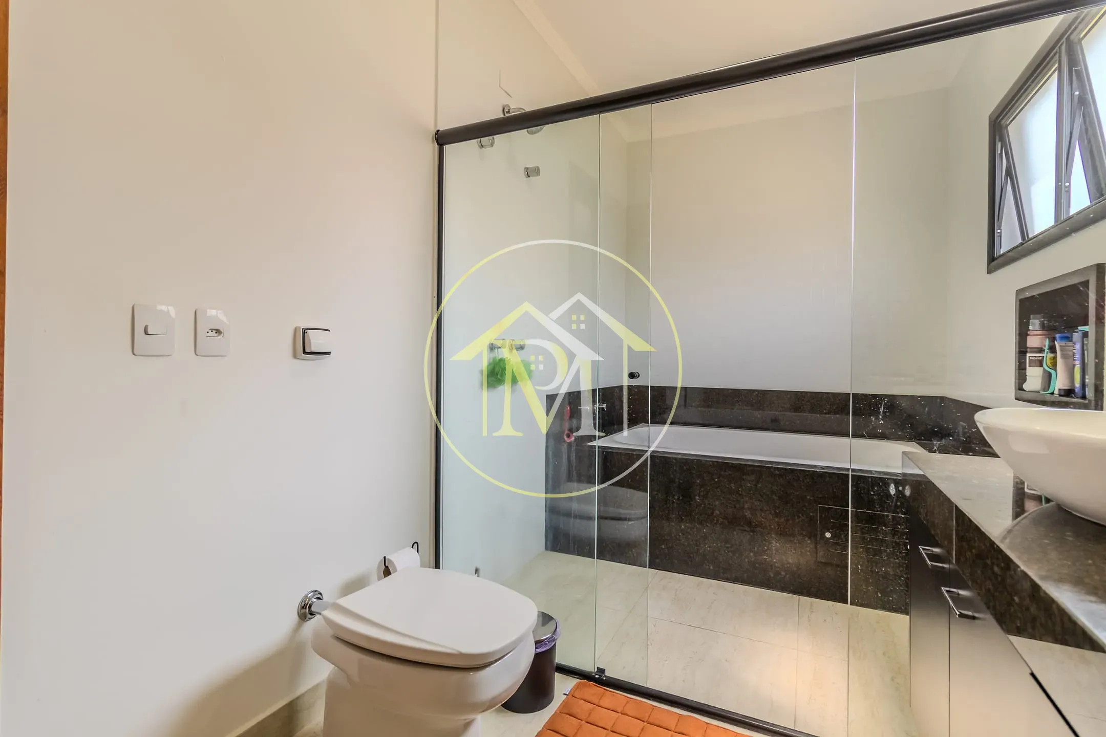 Casa, 3 quartos, 258 m² - Foto 30