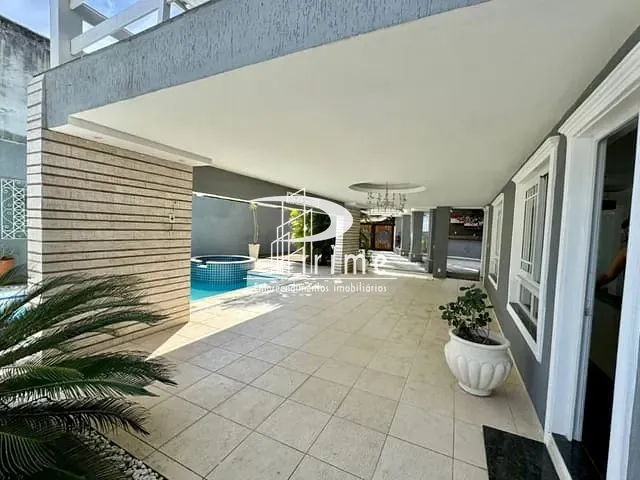 Casa com 2000m² 5 quartos e 8 banheiros, para alugar, no bairro Piratininga em Niterói