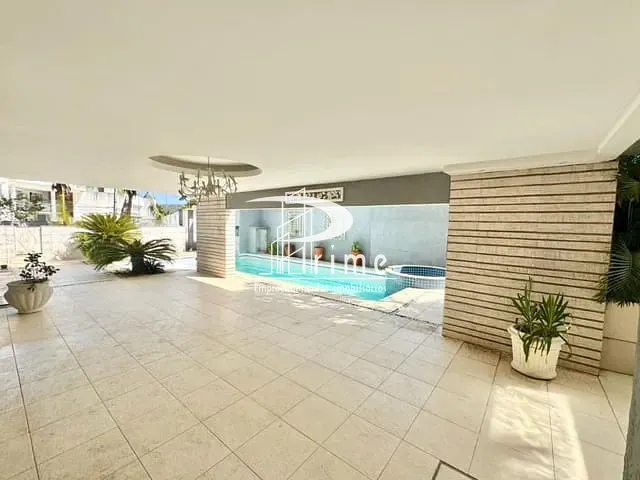 Casa com 2000m² 5 quartos e 8 banheiros, para alugar, no bairro Piratininga em Niterói