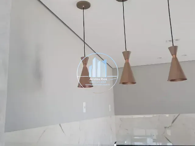Casa com 310m² 3 quartos e 2 banheiros, à venda, no bairro Serra Morena em Pouso Alegre