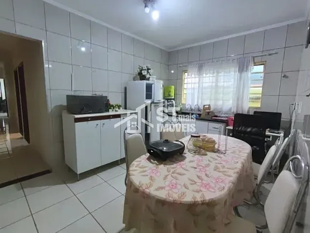 Casa com 150m² 3 quartos e 1 banheiro, à venda, no bairro Jardim Rio Branco em Andradas