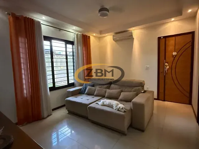 Casa com 320m² 4 quartos e 3 banheiros, à venda, no bairro Veraliz em Londrina