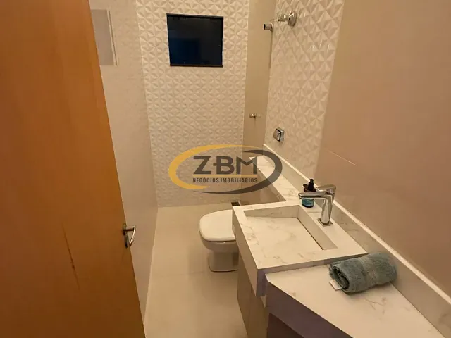 Casa com 320m² 4 quartos e 3 banheiros, à venda, no bairro Veraliz em Londrina