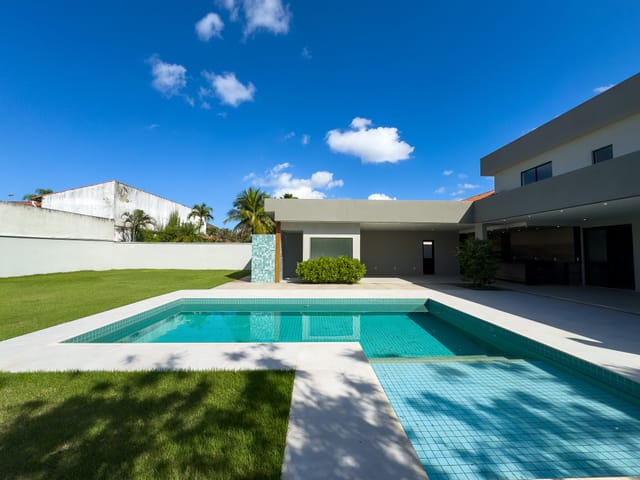 Casa com 1008m² 5 quartos e 7 banheiros, à venda, no bairro Barra da Tijuca em Rio de Janeiro