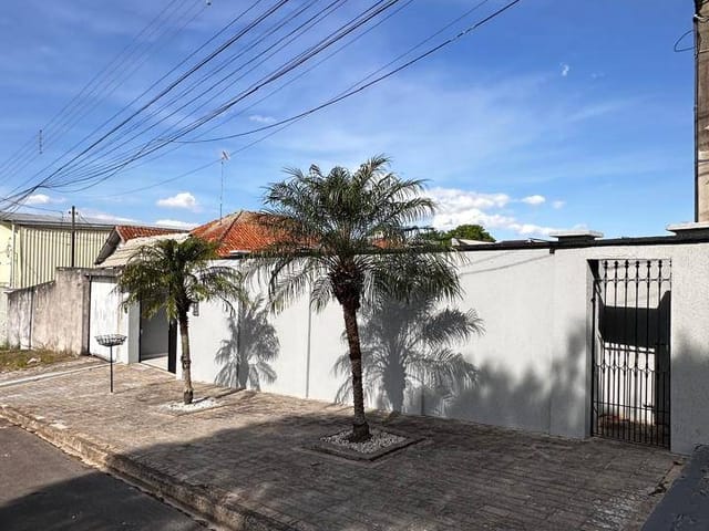 Casa com 181m² 2 quartos e 2 banheiros, à venda, no bairro Nova Rússia em Ponta Grossa