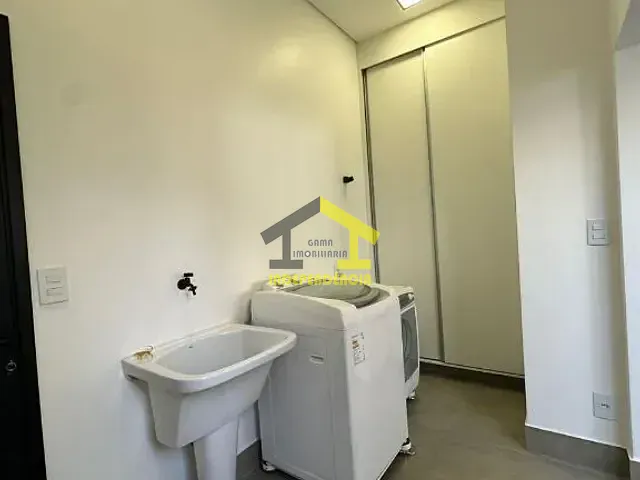 Casa com 260m², à venda, no bairro Parque do Varvito em Itu