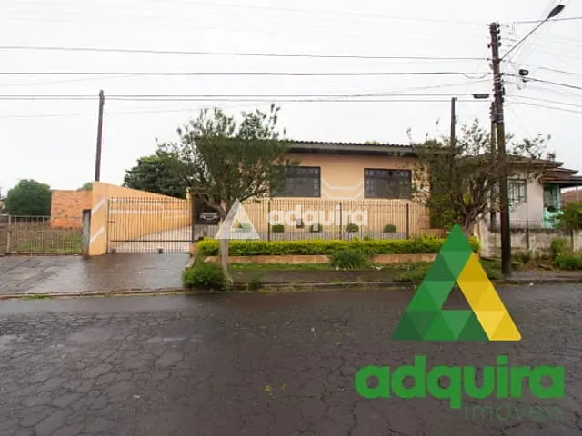 Casa com 363m² 4 quartos e 3 banheiros, à venda, no bairro Nova Rússia em Ponta Grossa