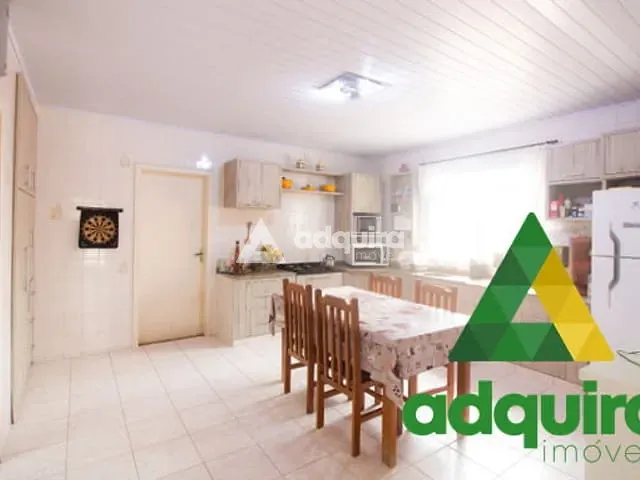 Casa com 363m² 4 quartos e 3 banheiros, à venda, no bairro Nova Rússia em Ponta Grossa