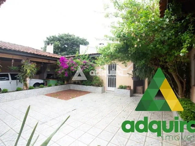 Casa com 363m² 4 quartos e 3 banheiros, à venda, no bairro Nova Rússia em Ponta Grossa