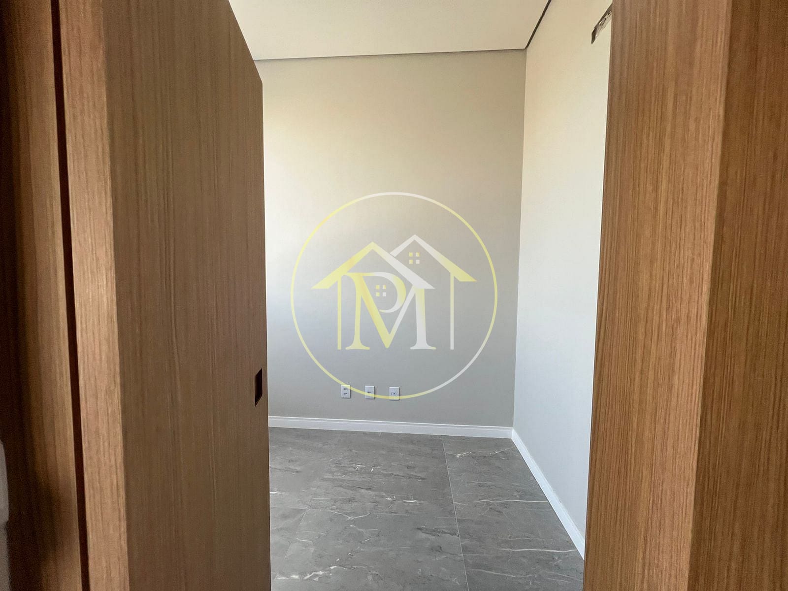 Casa à venda com 3 quartos, 200m² - Foto 11
