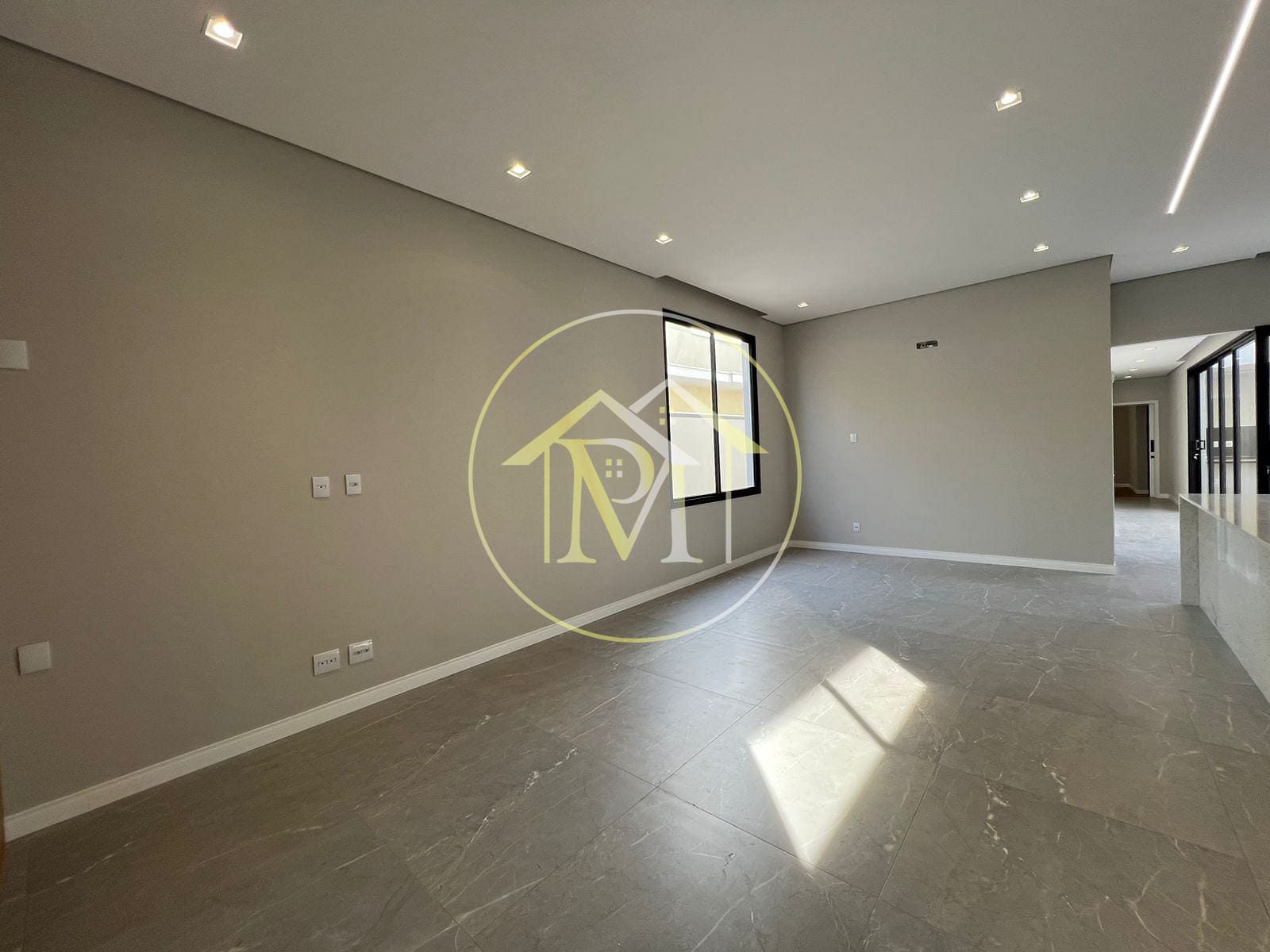 Casa à venda com 3 quartos, 200m² - Foto 16