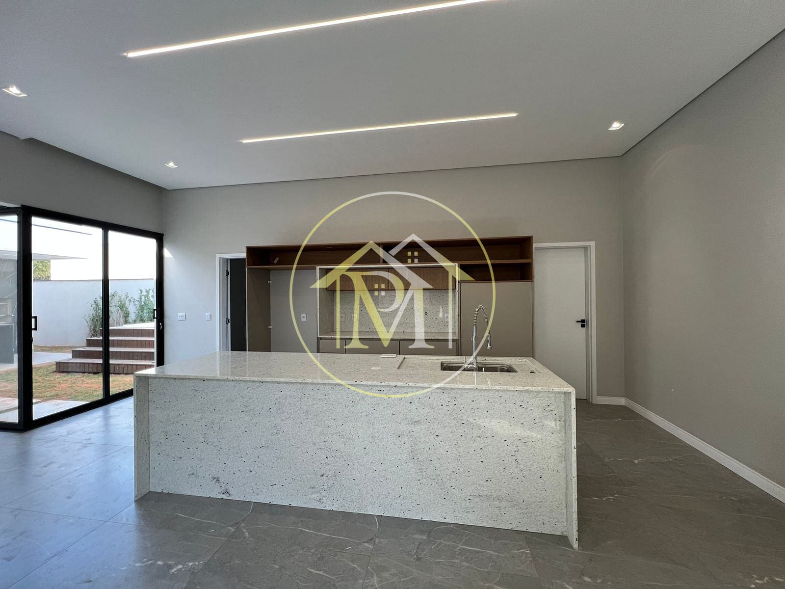 Casa à venda com 3 quartos, 200m² - Foto 19