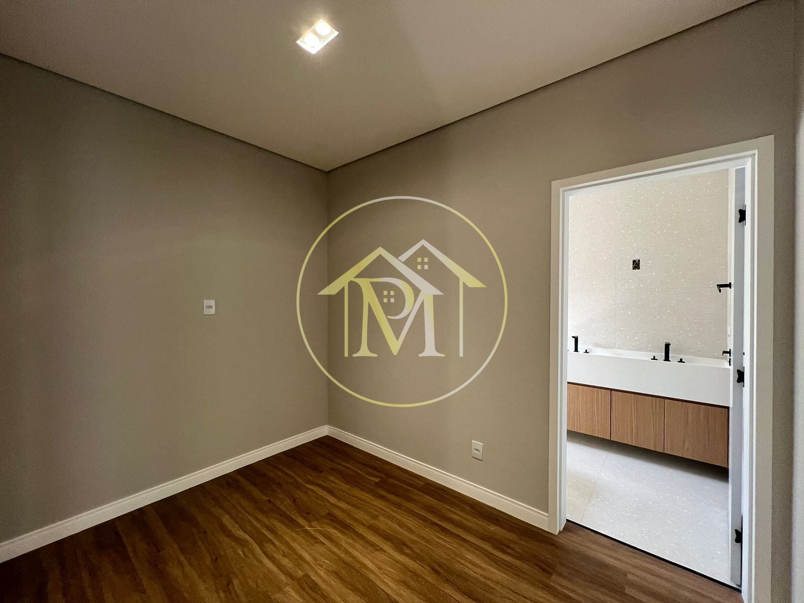 Casa à venda com 3 quartos, 200m² - Foto 22