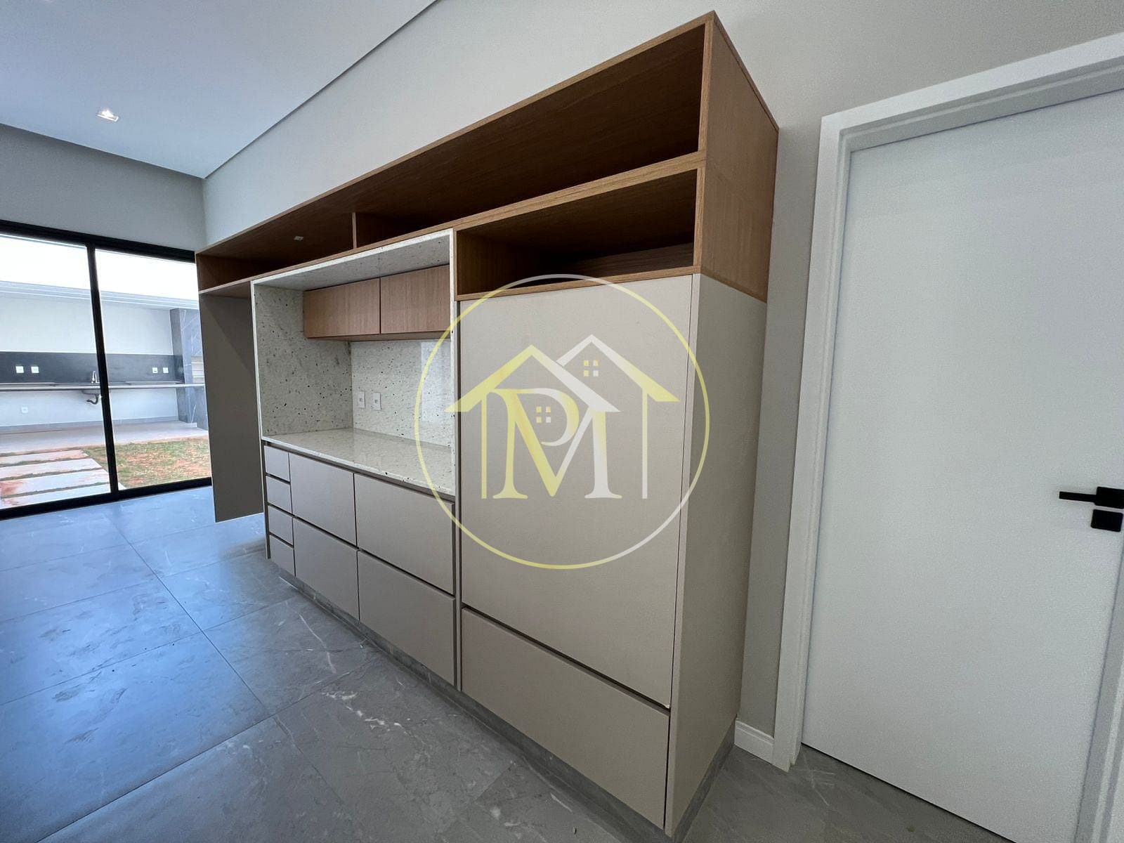 Casa à venda com 3 quartos, 200m² - Foto 25