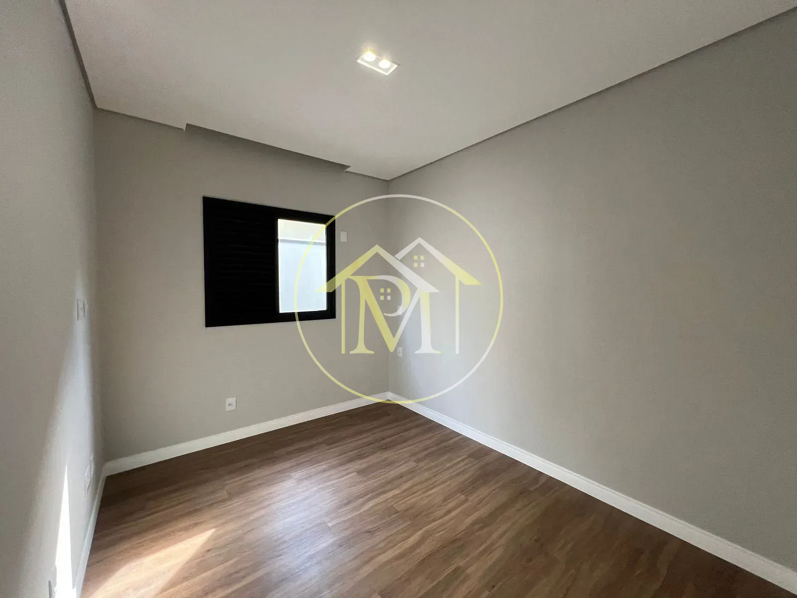 Casa, 3 quartos, 200 m² - Foto 2