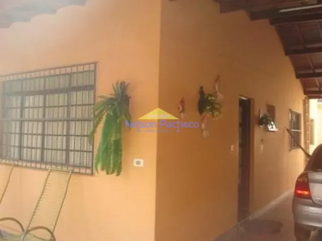 Casa com 500m² 2 quartos e 2 banheiros, à venda, no bairro Pitangueiras em Capivari